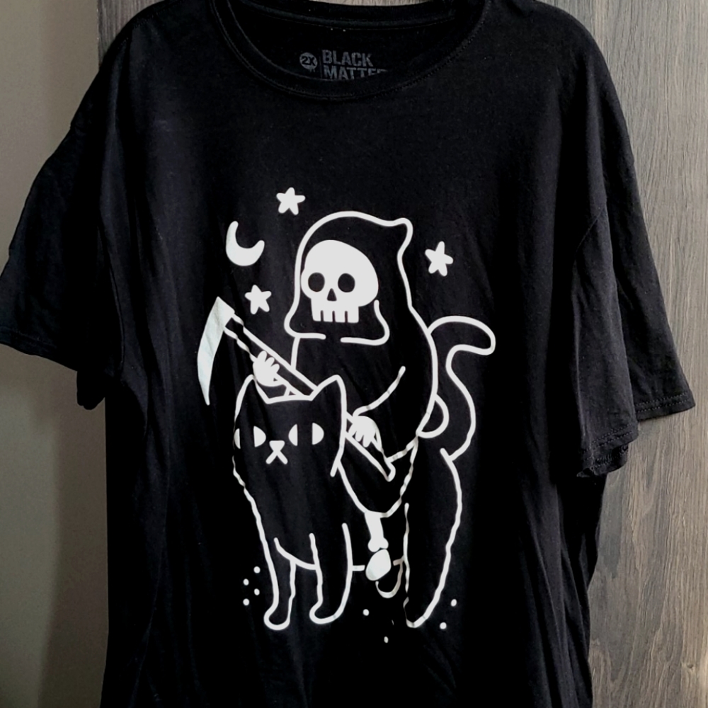 Hot Topic Shirt (2x)